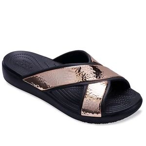 CROCS Sloane Hammered Metallic cross-strap sandals